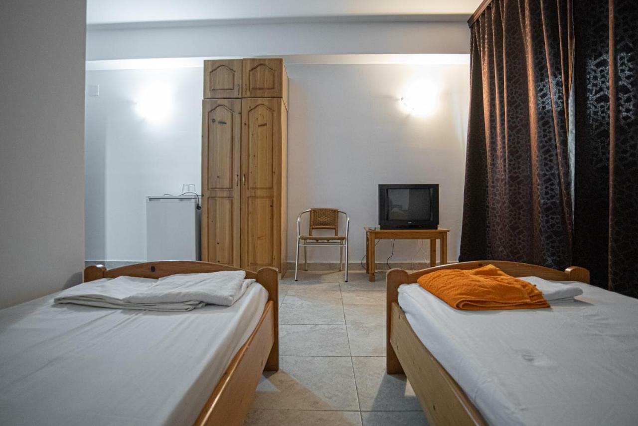 La Papu Si Maia Hotel Dél-Eforie Kültér fotó
